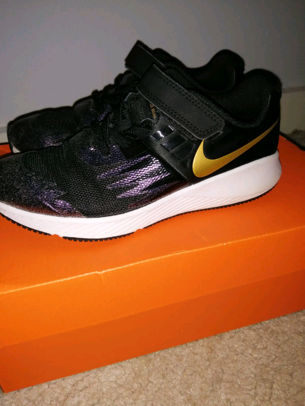 nike trainers sale girls